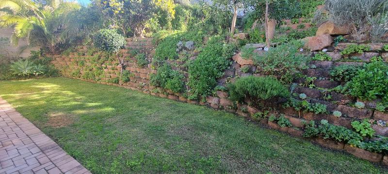 3 Bedroom Property for Sale in Pienaarstrand Western Cape